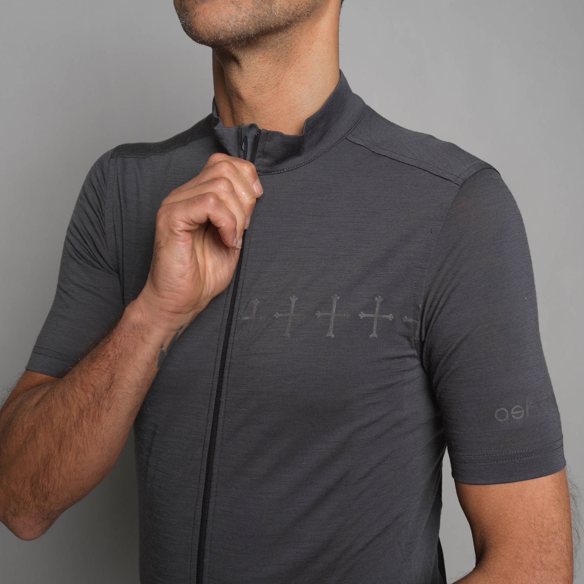 Men's Croix De Fer Merino Jersey - ashmei